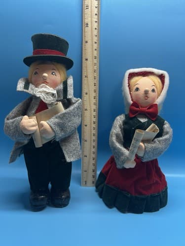 Christmas Caroling Dolls 13" Vintage Victorian Singing Couple Foam Figures - Thumbnail 2