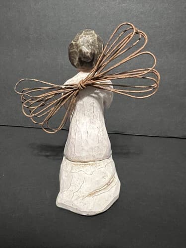 1999 Demdaco Willow Tree® "Angel of Prayer" Resin Figurine by Susan Lordi - Thumbnail 2