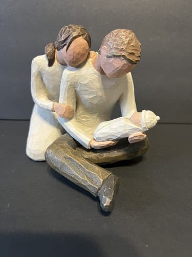 Vintage 2000 Willow Tree "New Life" 2000 Mom Dad And Baby Figure