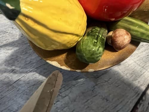 1970s~RARE XTRA LARGE~Ceramic Vegetable Bowl Centerpiece - Thumbnail 4