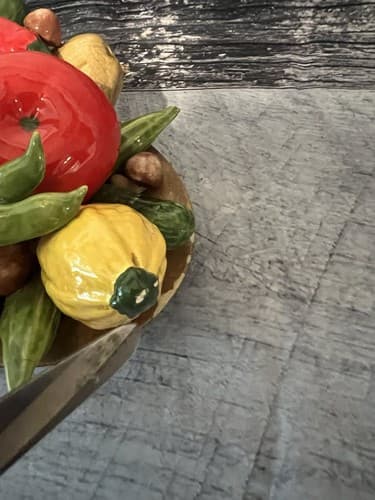 1970s~RARE XTRA LARGE~Ceramic Vegetable Bowl Centerpiece - Thumbnail 8
