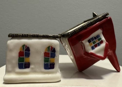Porcelain Hinged Surprise Trinket Box Church W/ Bible - Thumbnail 4