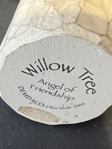 Willow Tree "Angel of Friendship" By Susan Lordi 2000 - Thumbnail 3