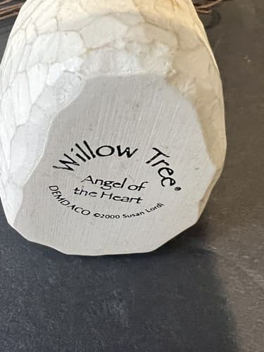 Willow Tree "Angel of the Heart" Demdaco Susan Lordi 2000 Figurine - Thumbnail 3