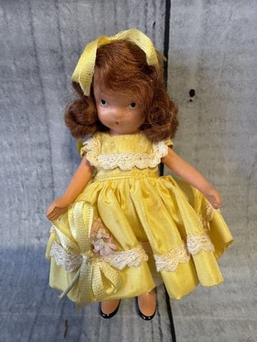 Nancy Ann Storybook Doll #121 "HE LOVES ME, HE LOVES ME NOT" W/Box
