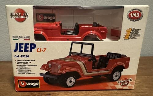 *NEW* 1:43 BBurago 49220 Red Jeep CJ-7 factory sealed metal kit
