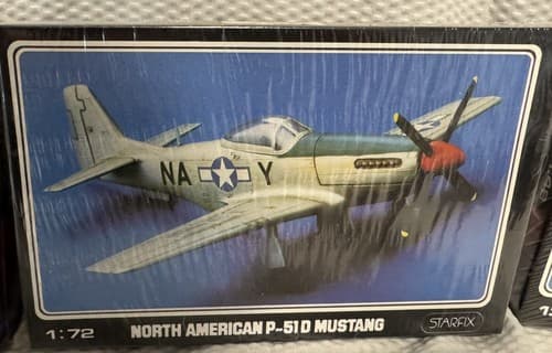 Starfix Model Kit Lot (3)~Spitfire MK IX, N.AmericanP51D Mustang, Mitsu A6M5 Zer - Thumbnail 3