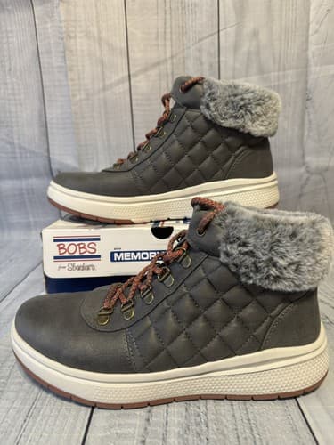 Skechers Women's size 9M,Gray~ BOBS Skipper Wave~Grand Leap Boot