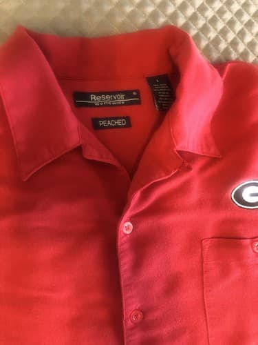 Reservoir Worldwide Men's Shirt Size Large Short Sleeve Peached Red GA Emblem - Thumbnail 3