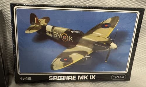 Starfix Model Kit Lot (3)~Spitfire MK IX, N.AmericanP51D Mustang, Mitsu A6M5 Zer - Thumbnail 4