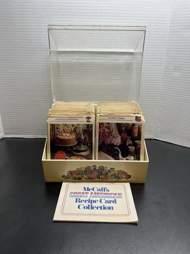 Vintage 1973 McCalls Great American Recipe Card Collection with Box - Thumbnail 2