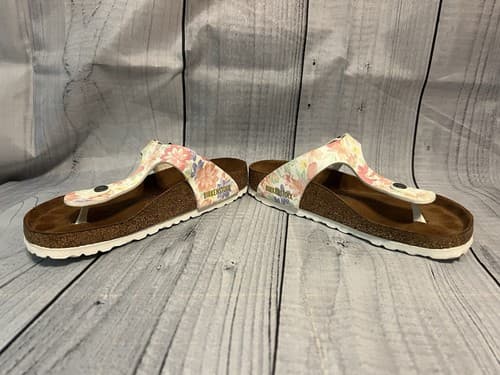 Birkenstock Gizeh BS Sandals Super Natural Floral Euro 38 / US 7 Worn One Time - Thumbnail 6