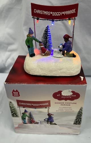 St Nicholas Square Christmas Village Doggie Costume Party EUC