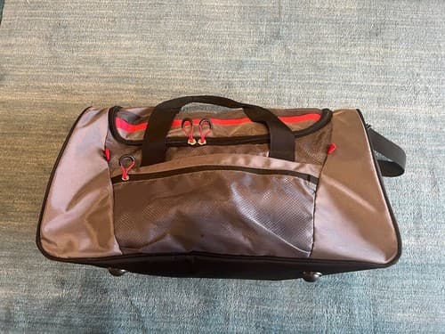 SWISS GEAR Sport Duffel Gym Travel Bag Carry On 24 ix 12 x 12 in Red and Grey - Thumbnail 2
