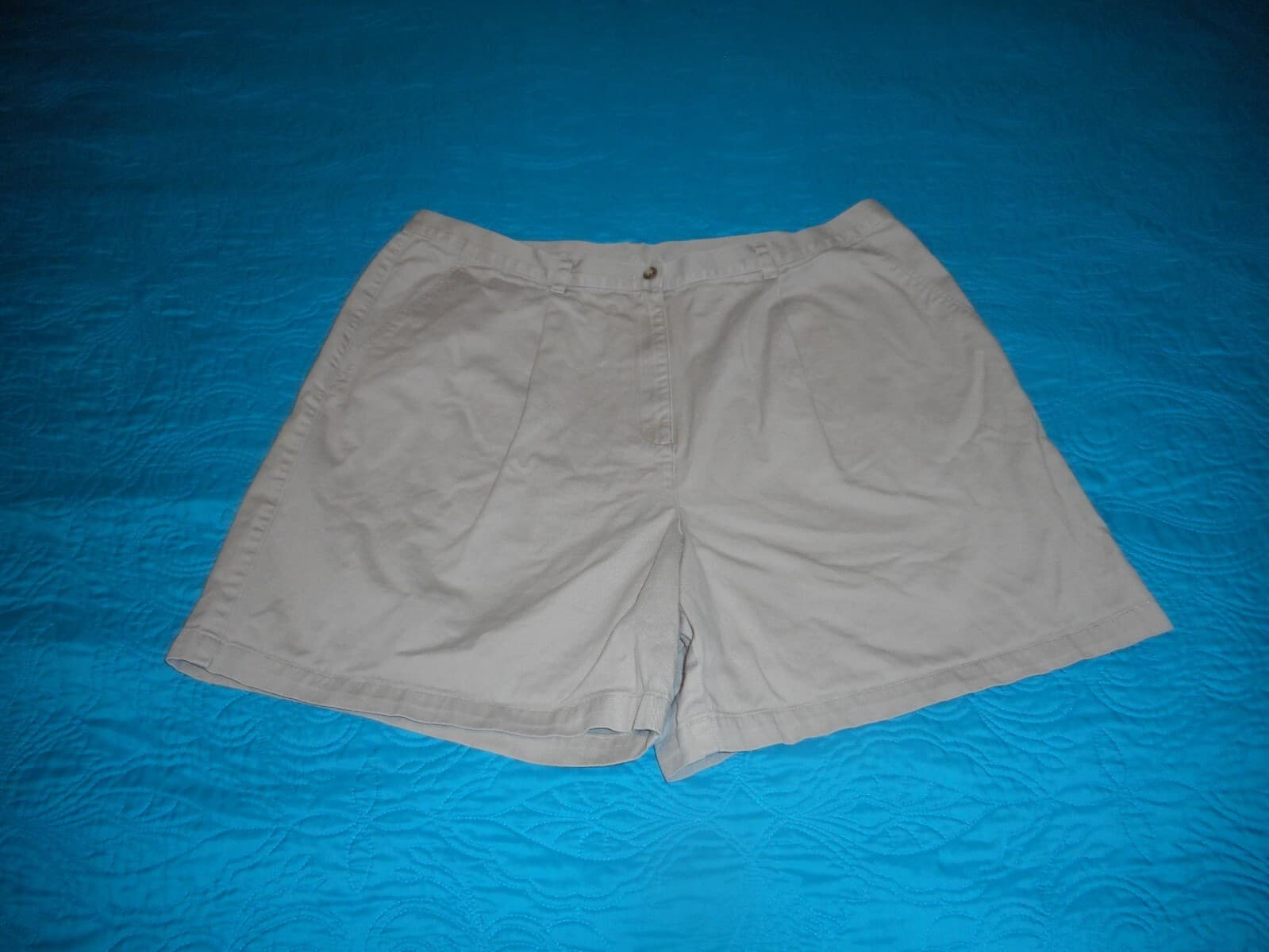 Lauren Ralph Lauren Shorts Womens 22W Khaki Chino Pleated - Thumbnail 2