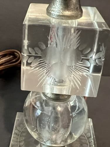 Set of Vintage 2/two Clear Lucite Acrylic Electric Table Lamps - Thumbnail 3