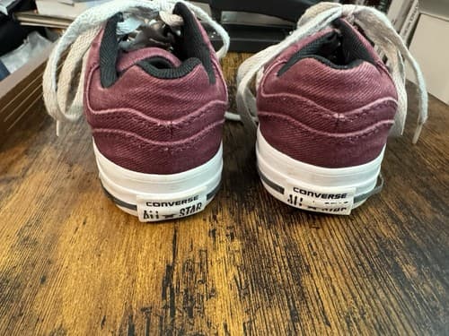 Converse All Star Kids Shoes Size Youth 11 Color Burgundy~Great Condition! - Thumbnail 4