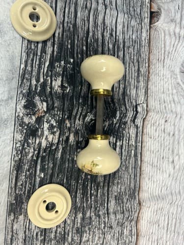 Antique Set English Foxhunt Design Porcelain Door Knob and 7 drawer pulls - Thumbnail 5