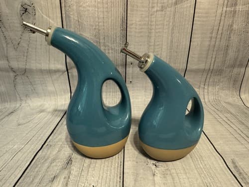 Rachel Ray Olive Oil / Vinegar Dispensers Stoneware Cruet 2 Piece Aqua Blue - Thumbnail 3
