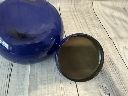 Vintage MCM Tea Kettle Cobalt Blue Enameled Teapot With Wooden Handle - Thumbnail 5