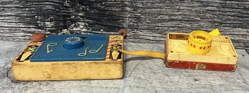 Vintage 1958 FISHER-PRICE SET~ Wind-up Musical Wood Radio & Camera 1967 - Thumbnail 6