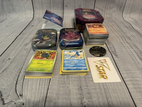 Pokémon 242 Card Lot plus bonus items/ 2020 versions - Thumbnail 8