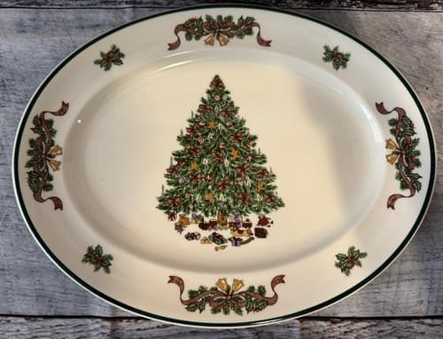 Johnson Brothers Victorian Christmas Oval Platter, 13.75