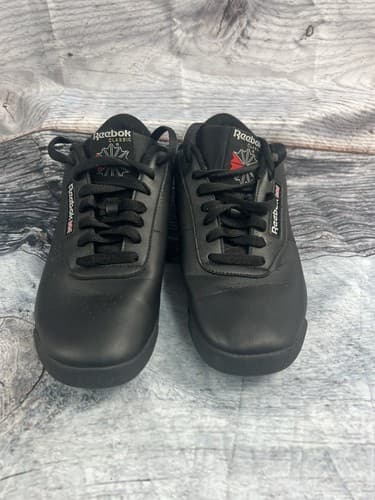 Reebok Classic Black Leather women's Size 9.5M Sneakers