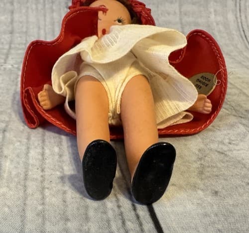 Nancy Ann Storybook doll - #116, Little Red Riding Hood/ Bisque face & limbs - Thumbnail 4