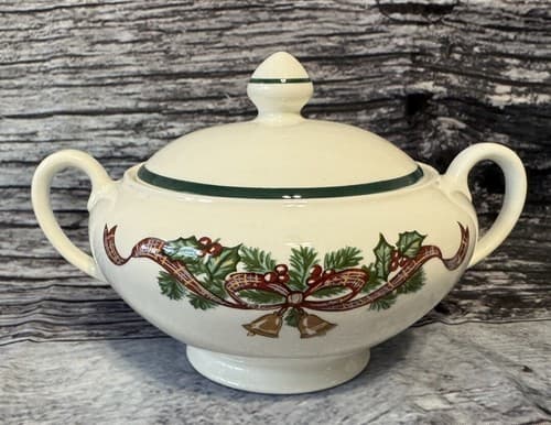 Johnson Brothers Victorian Christmas Sugar Bowl with Lid