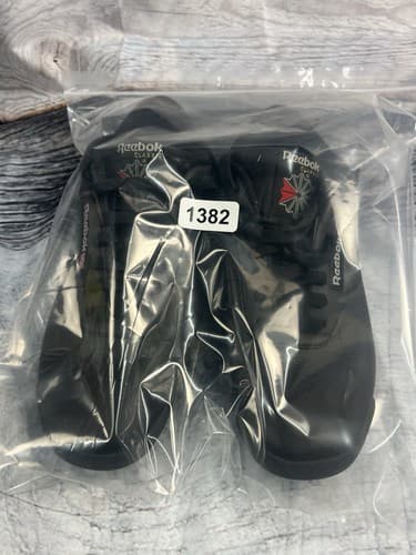 Reebok Classic Black Leather women's Size 9.5M Sneakers - Thumbnail 6
