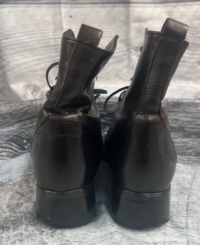 SANTANA CANADA Women's Size 9.5 M Dark Brown Leather Lace Up Booties Boots - Thumbnail 5