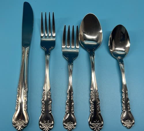 Rogers Co DREAM ROSE Flatware ROSE BUD Stainless Korea Set 5pc place setting