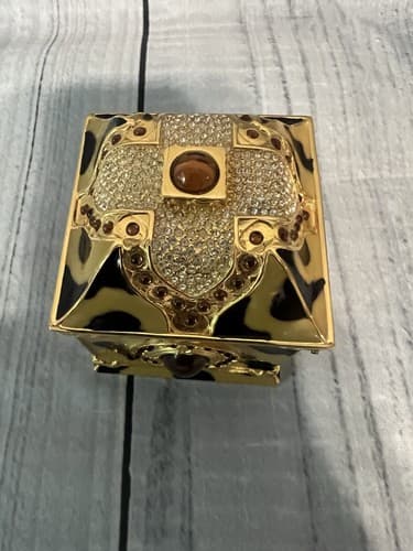 Wendy Reed~Trinket Box Jacqueline Black and Yellow with Jewels on Gold - Thumbnail 5