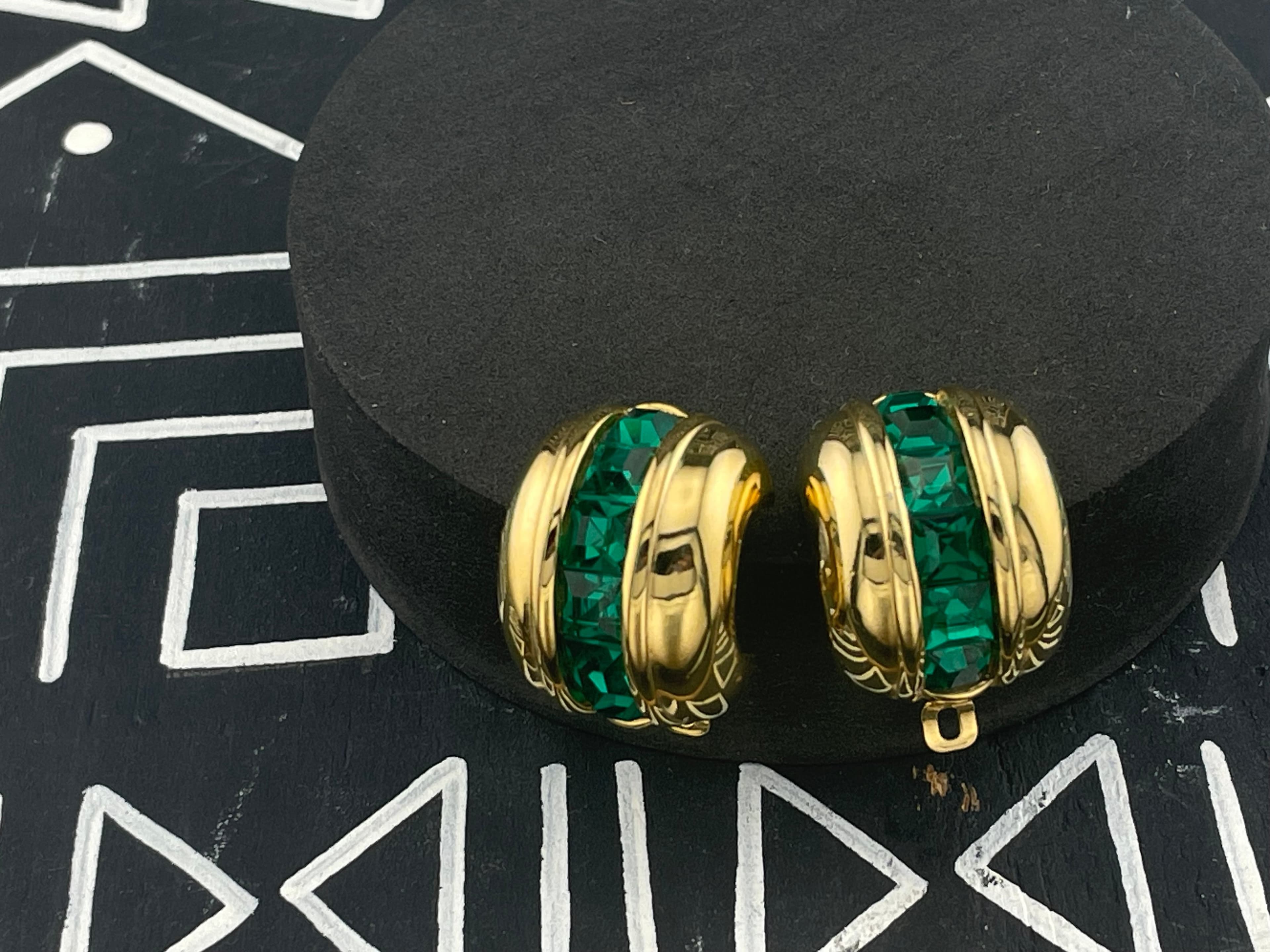 Vintage Givenchy Paris New York Emerald Green Earrings Gold Tone Designer Signed - Thumbnail 8