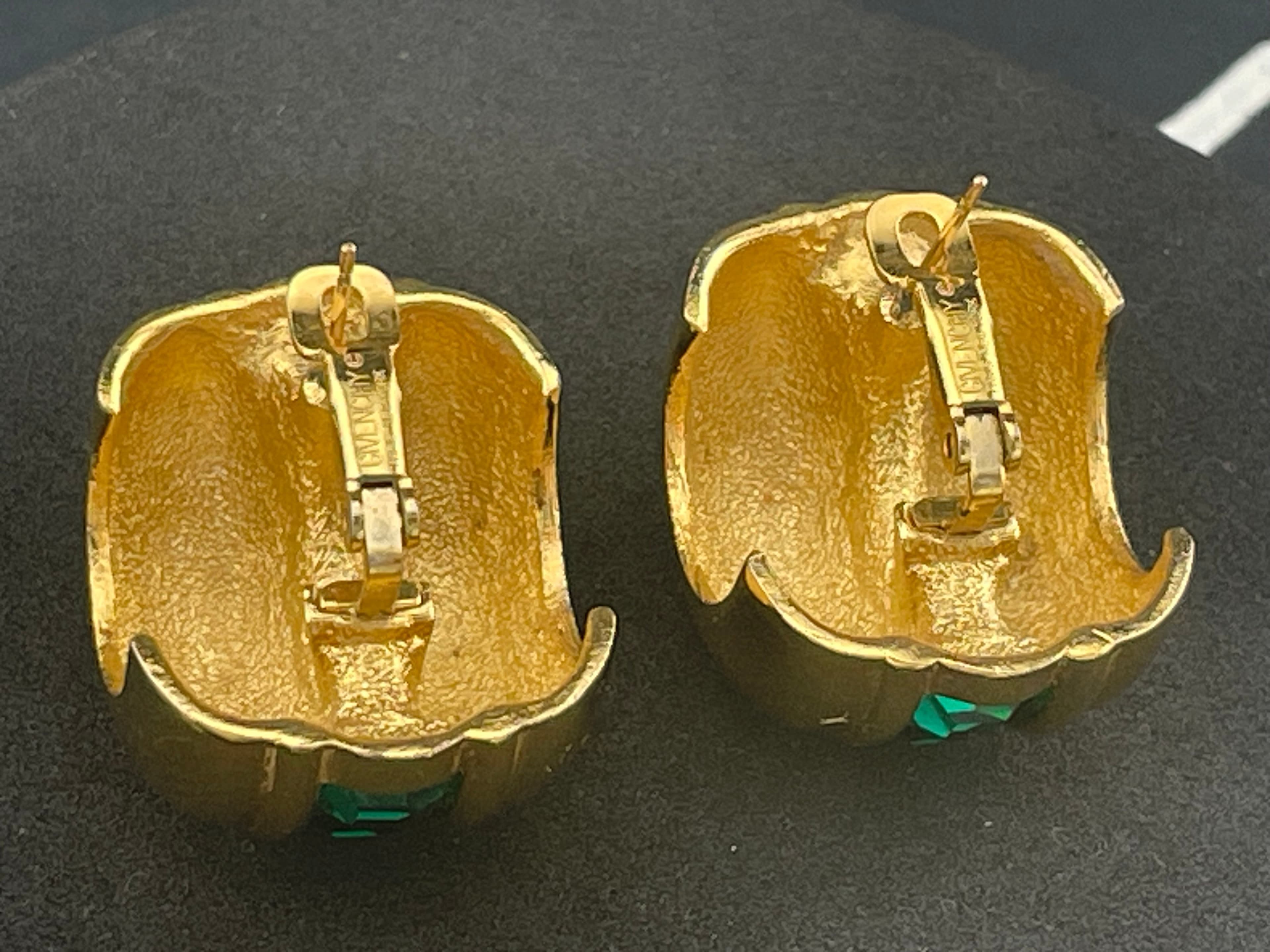 Vintage Givenchy Paris New York Emerald Green Earrings Gold Tone Designer Signed - Thumbnail 9