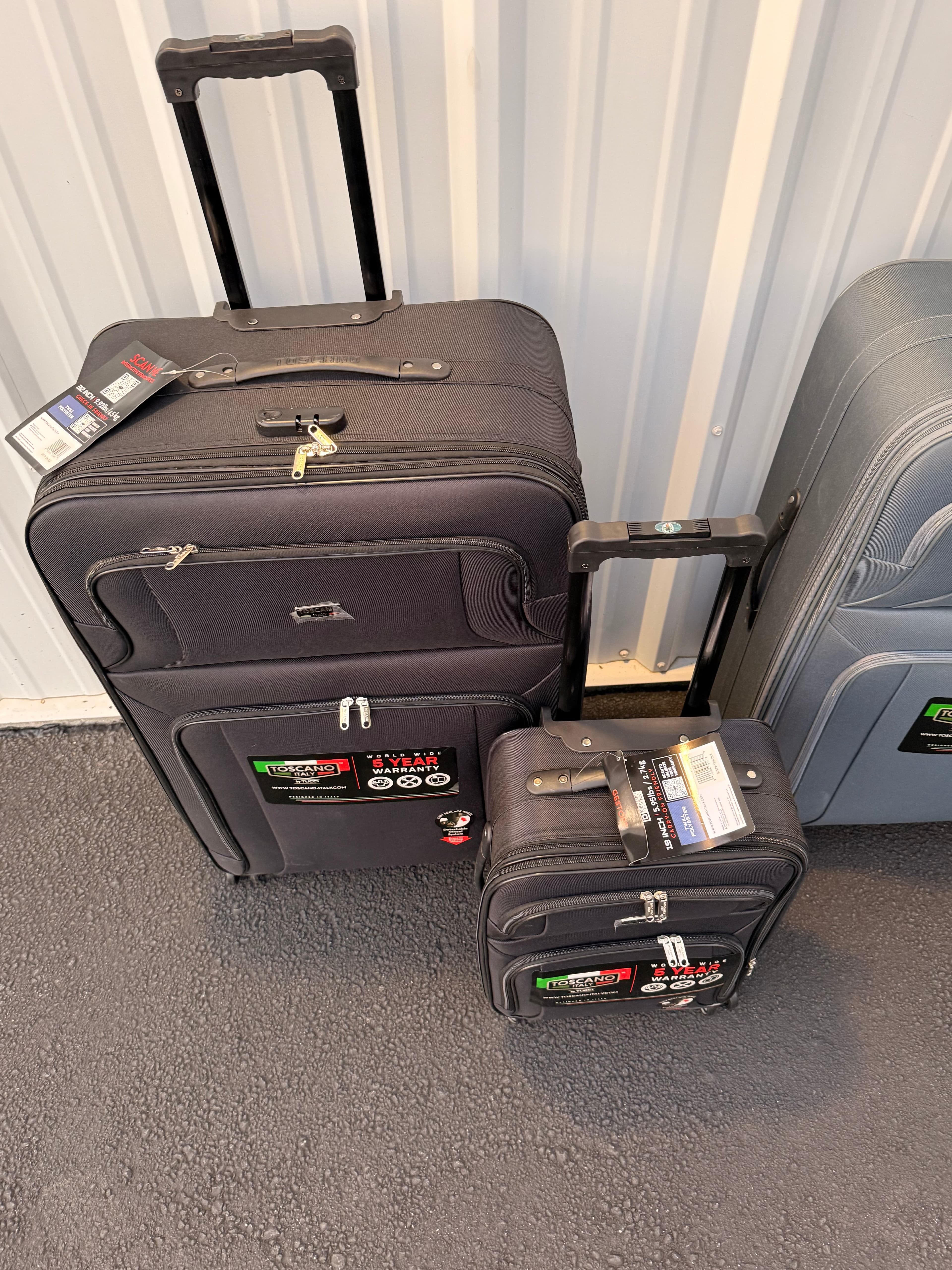 Toscano Gestore 2-Piece Soft-Side Luggage Set - Dark Grey - Thumbnail 7
