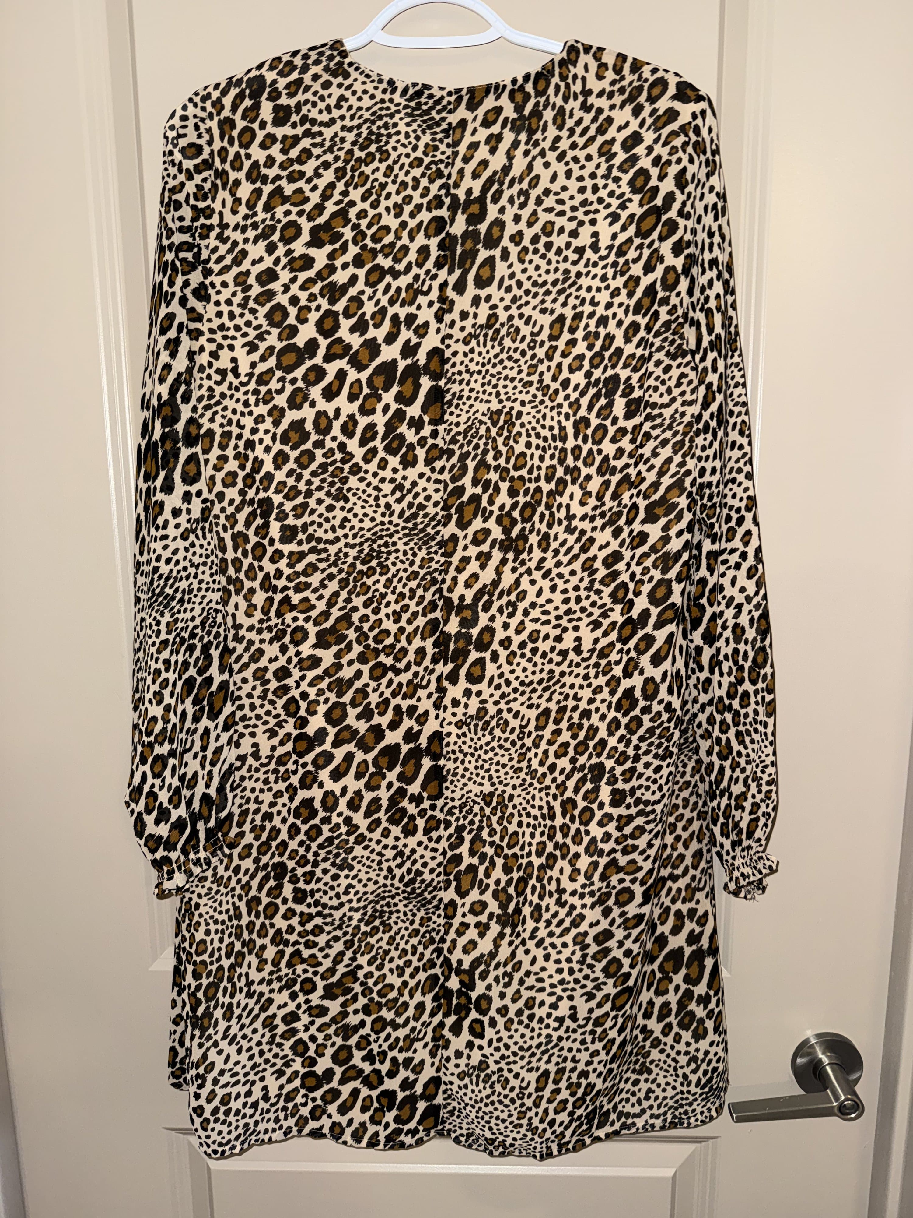 Time and Tru Leopard Print Dress Shirt - Thumbnail 2