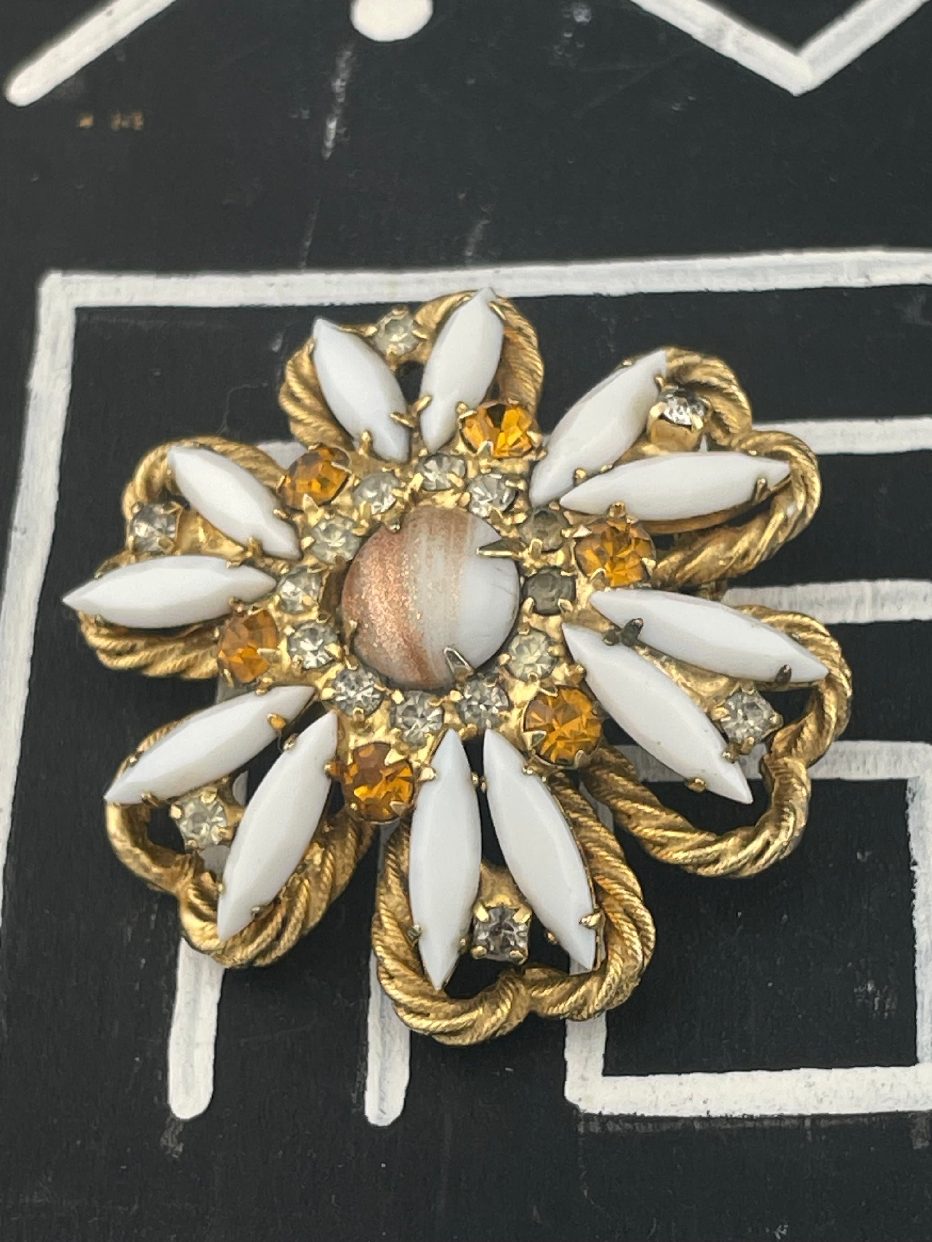 Verified Juliana D&E Brooch Gold Fluss Aventurine Milk Glass Topaz Rhinestone