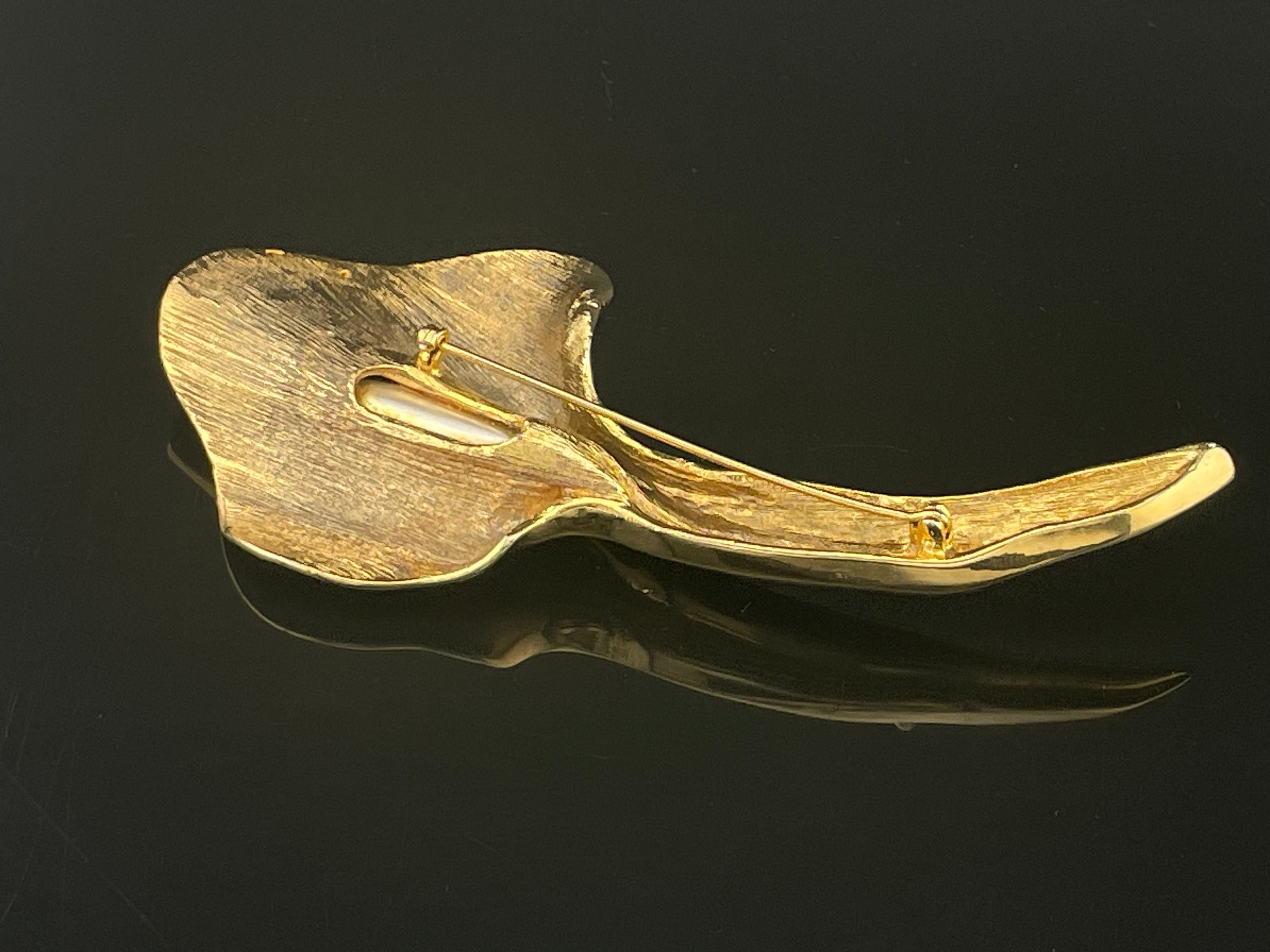 Vintage Large Sculptural Calla Lily Brooch Gold Tone Pearl Modernist Statement - Thumbnail 6