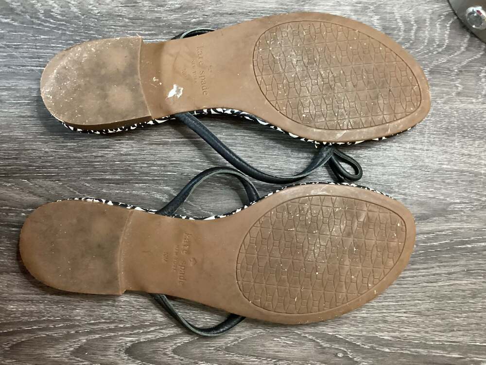 Kate Spade New York Mystic Black & White Geometric Print Bow Thong Sandals, Size - Thumbnail 5