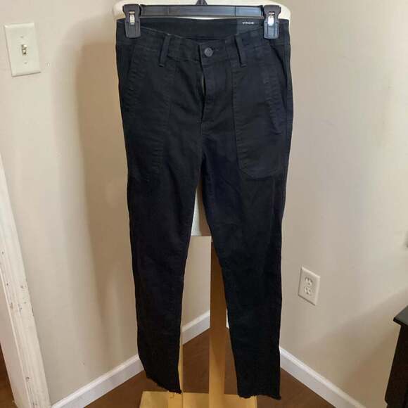 Vince Skinny Military Stretch Twill Slim Ankle Pants in Black - Thumbnail 4