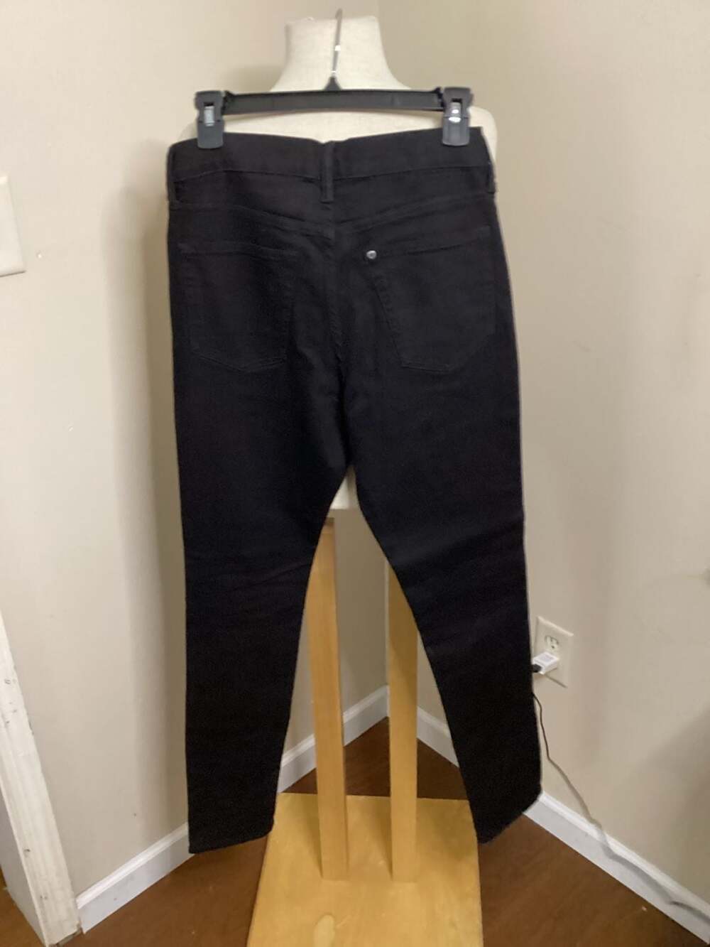 H&M &Denim Skinny Fit Black Jeans Size 29/32 - Thumbnail 2