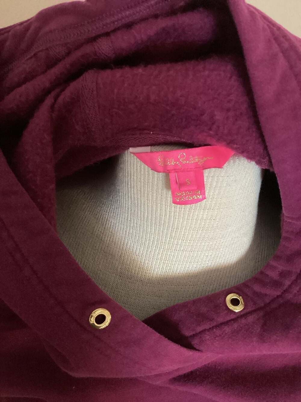 Lilly Pulitzer Etta V-Neck Pullover Hoodie Magenta Size S - Thumbnail 2