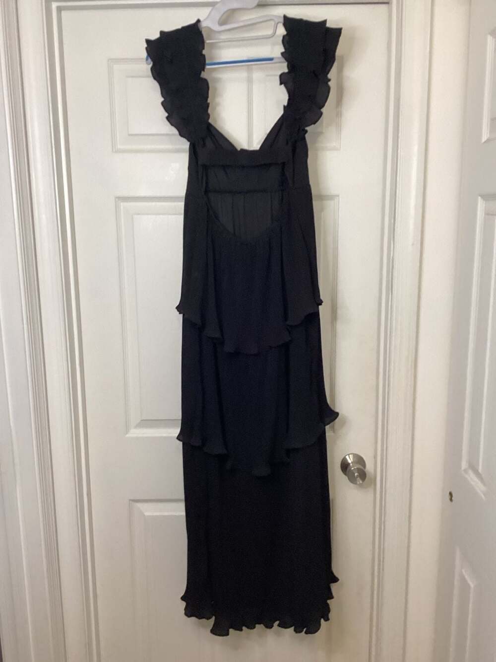 Olivaceous Black Tiered Ruffle Maxi Dress - Thumbnail 5