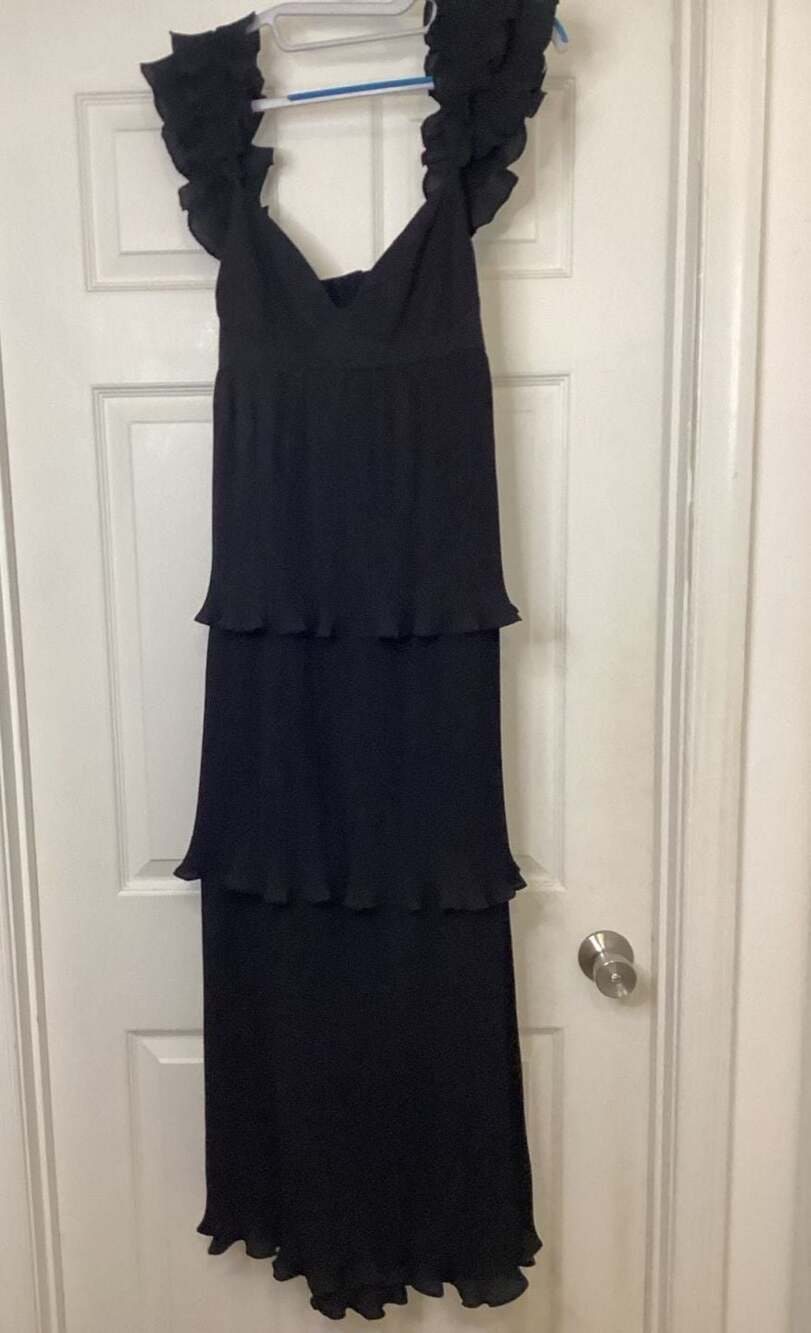 Olivaceous Black Tiered Ruffle Maxi Dress - Thumbnail 8