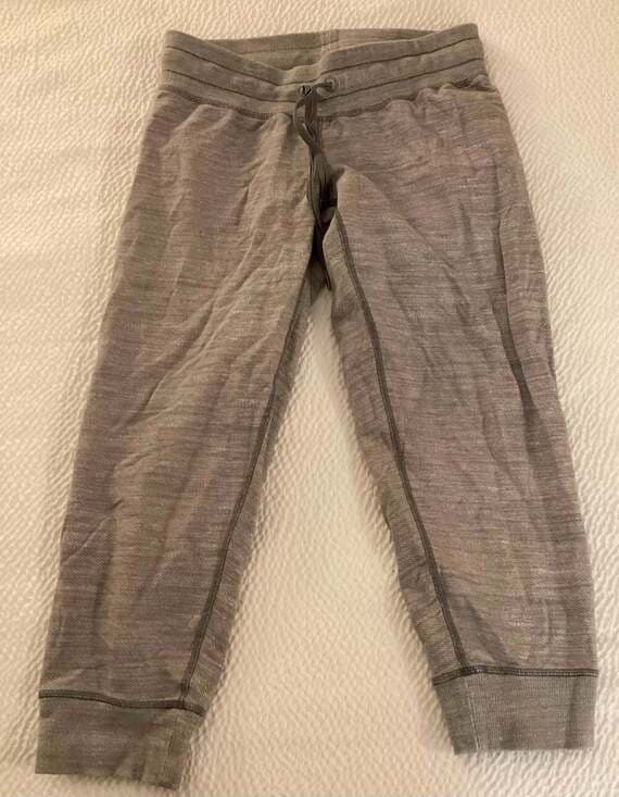 Lululemon Scuba Jogger Crop Pants Heathered Grey Size 4 - Thumbnail 6