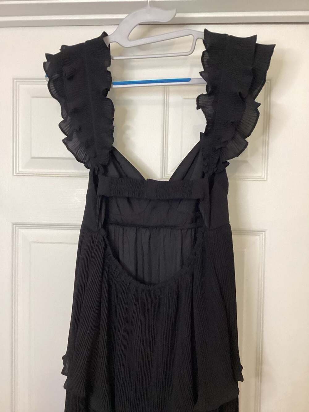 Olivaceous Black Tiered Ruffle Maxi Dress - Thumbnail 6