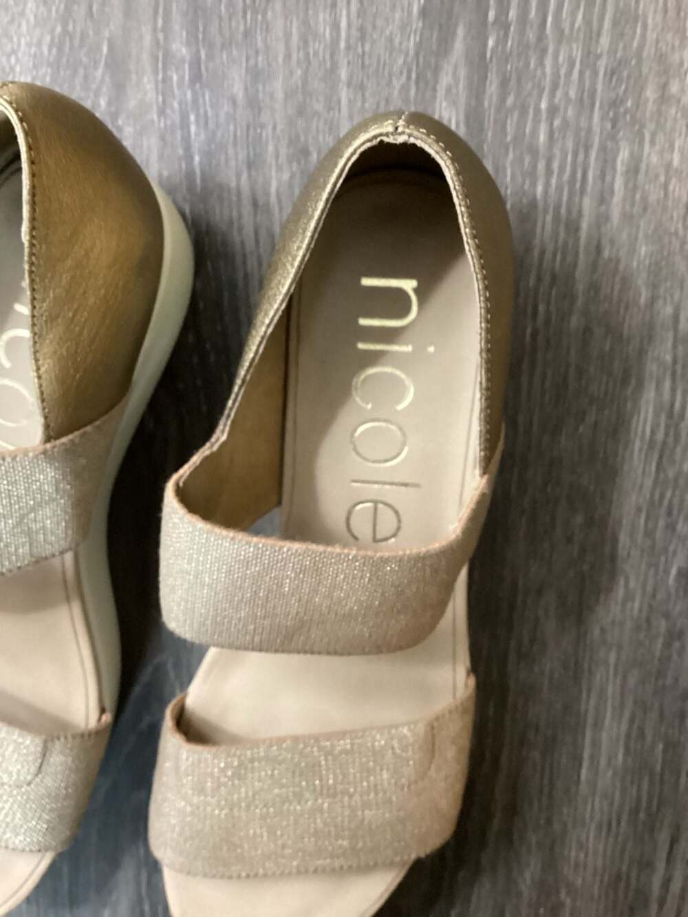 Nicole Imogen Gold Metallic Wedge Elastic Strap Sandals - Thumbnail 2