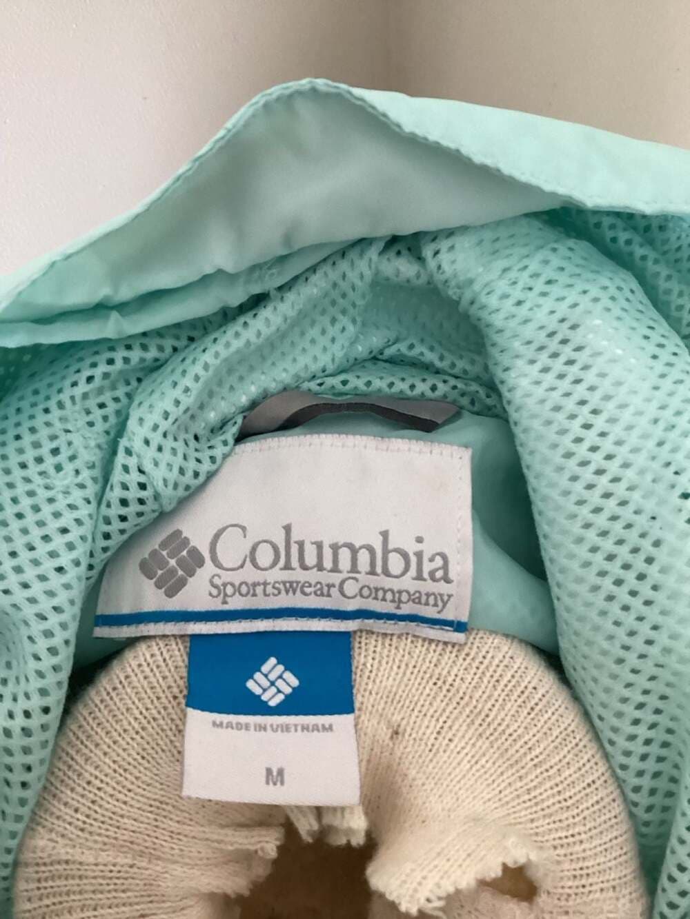 Columbia Women's Switchback III Rain Jacket, Light Blue, Size M - Thumbnail 2